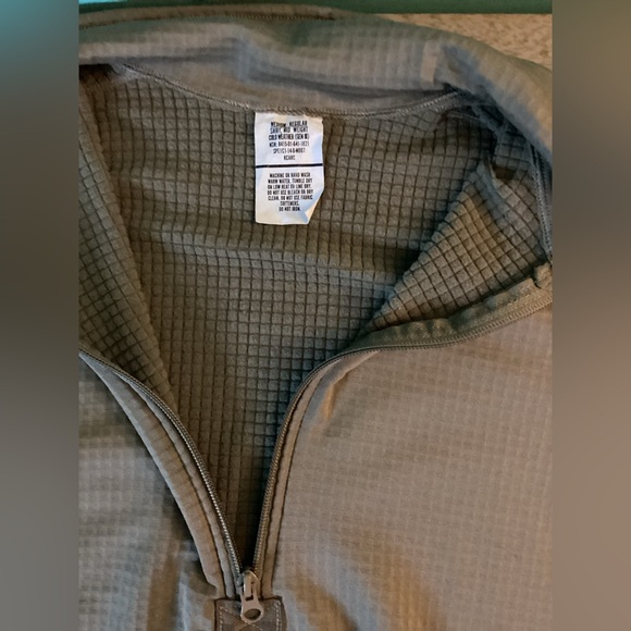 Men’s USGI GEN III Level 2 ECWCS Waffle Knit Top Size Medium EUC - Picture 3 of 9